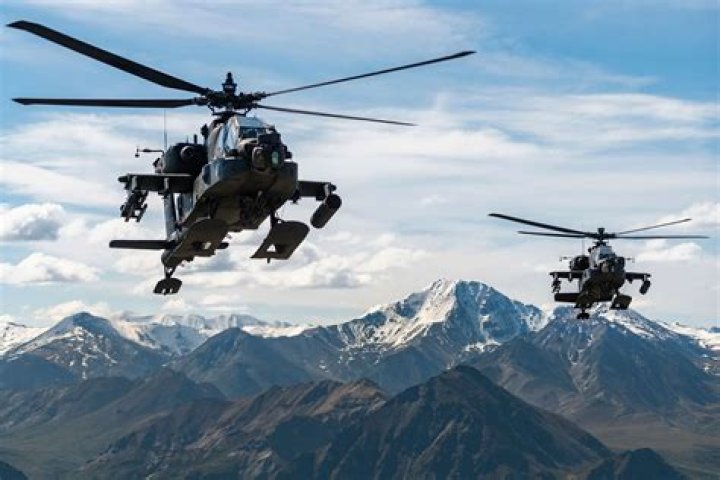 Can helicopters fly to Mt. Everest?