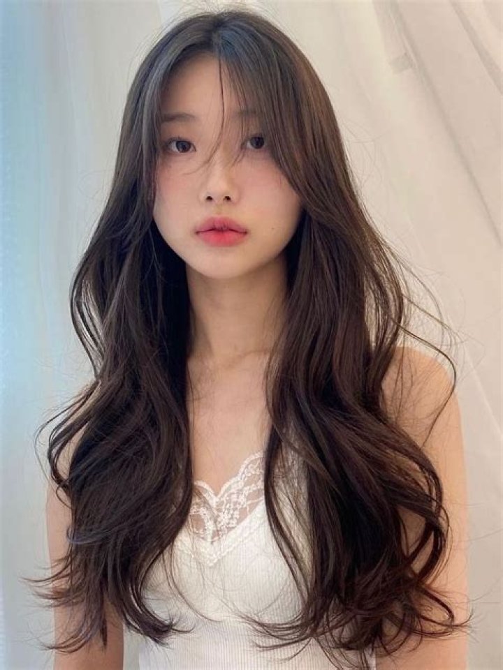 Does Korean have curly hair?
